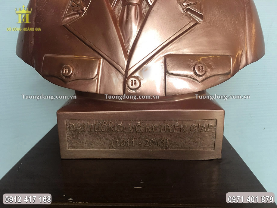 Phần chân đế được đúc chắn chắn